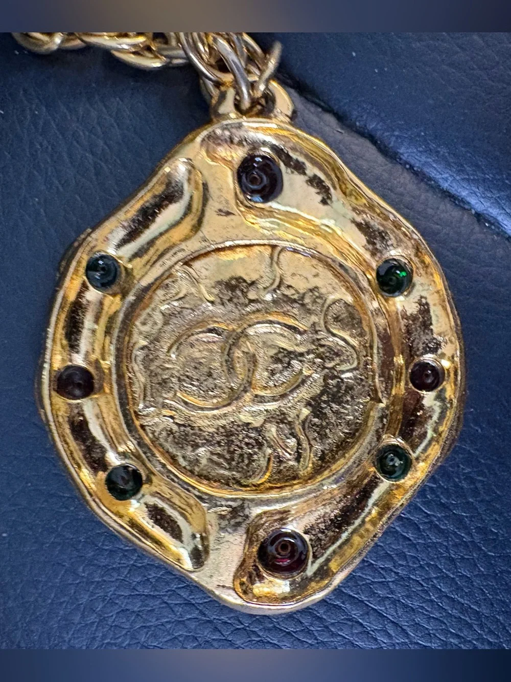 Chanel Gripoix CC Medallion Pendant Necklace RARE!